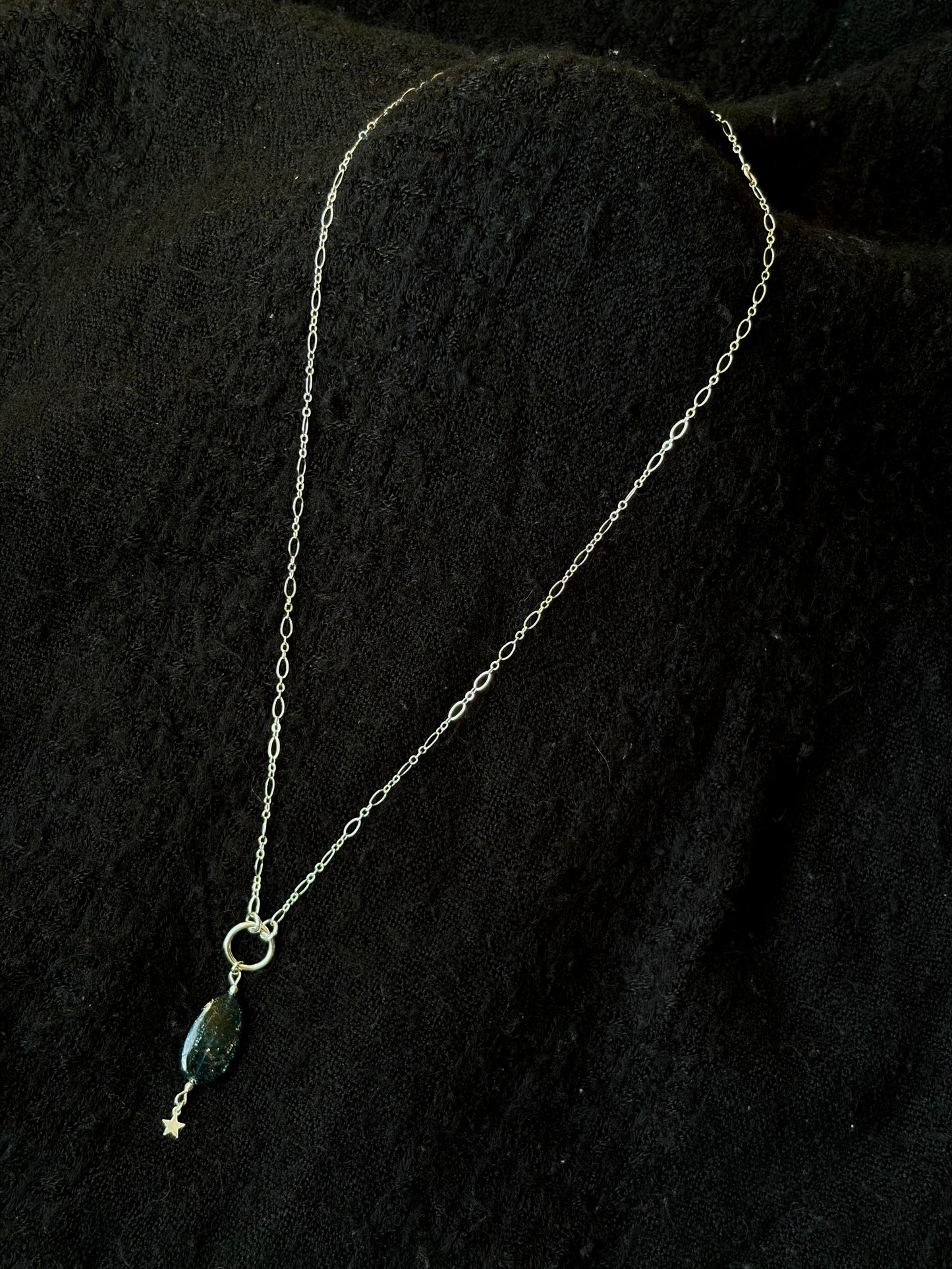 Kyanite O-Ring Necklace