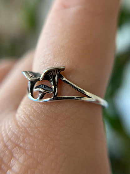 Chanterelle Trio Ring