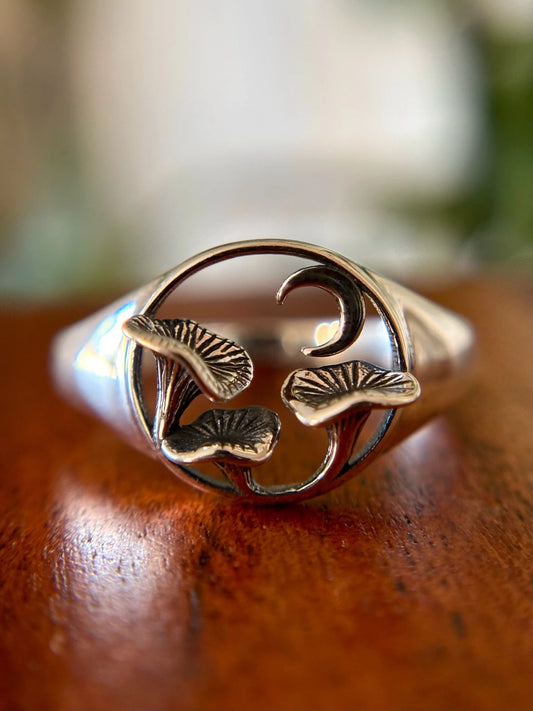 Celestial Chanterelle Ring